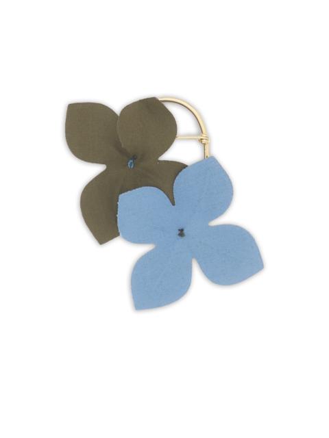 flower-detail brooche