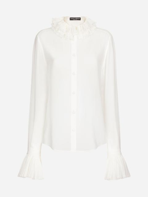 Georgette shirt with pleated cuffs and collar details