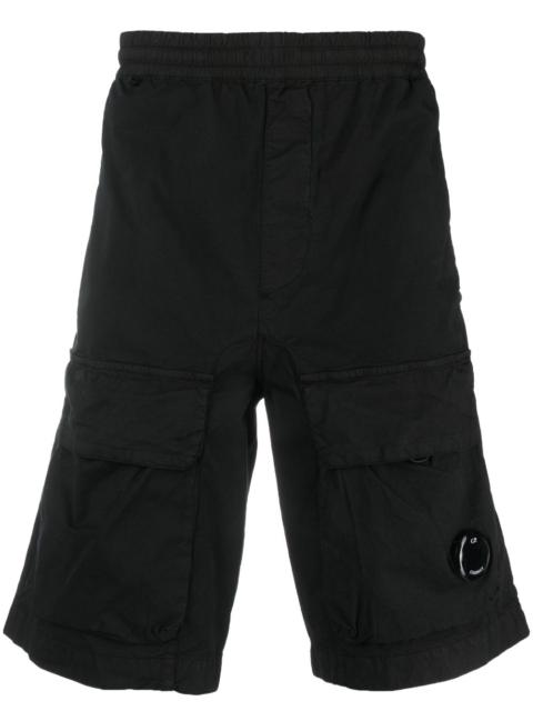 logo-patch cargo shorts