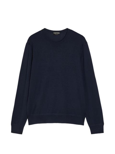 crew-neck long-sleeve sweater