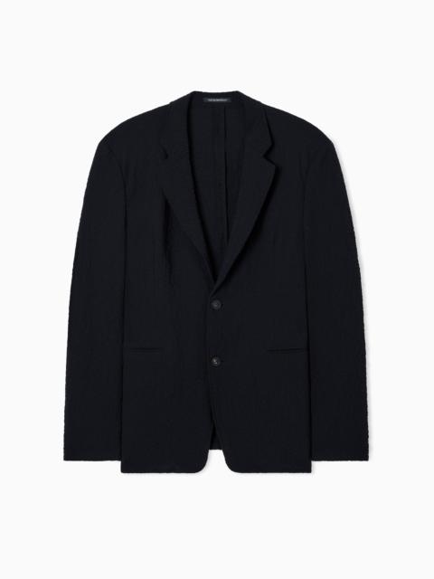 SINGLE-BREASTED JACKET IN TECHNICAL SEERSUCKER FABRIC