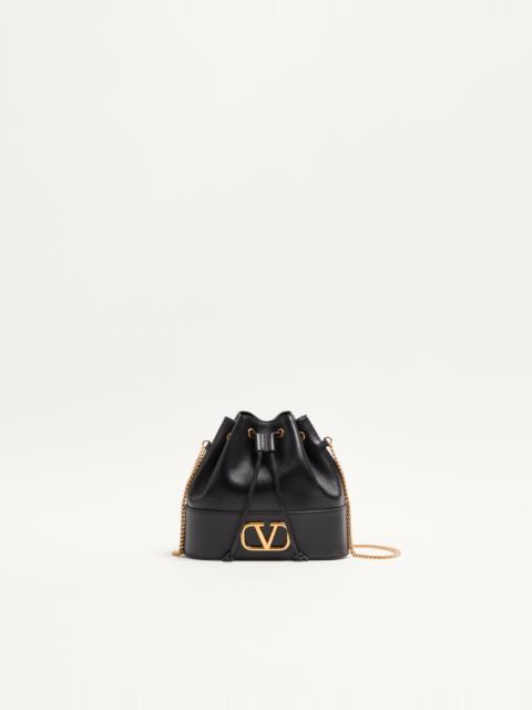 MINI BUCKET BAG IN NAPPA WITH VLOGO SIGNATURE CHAIN