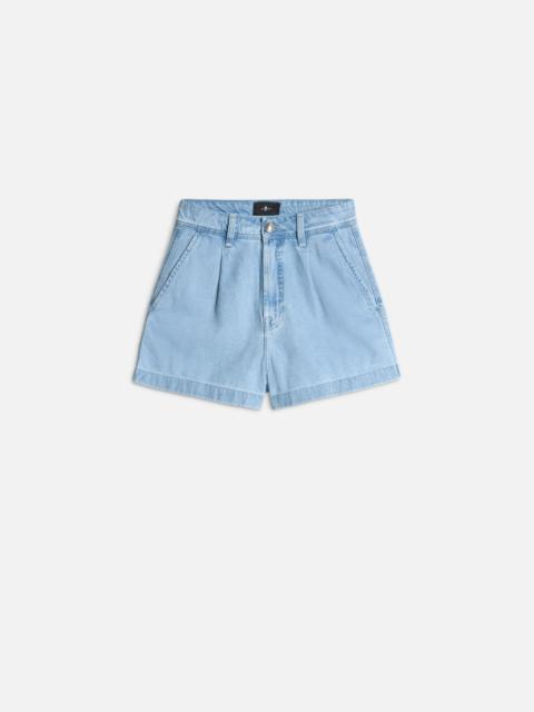 Weightless Pleated Denim Short in Hana