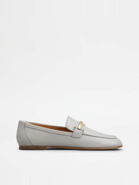 LOAFERS IN LEATHER - GREY