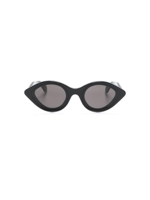 cat-eye frame sunglasses