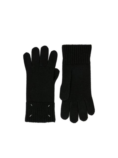 Four Stitches wool gloves