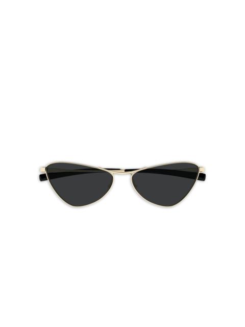 cat-eye sunglasses