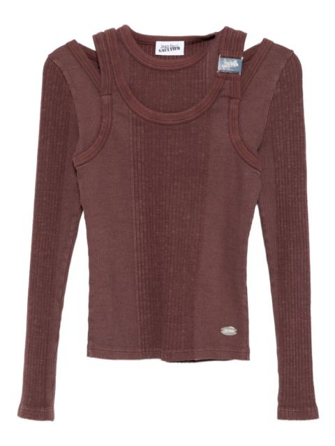 logo-patched knit top