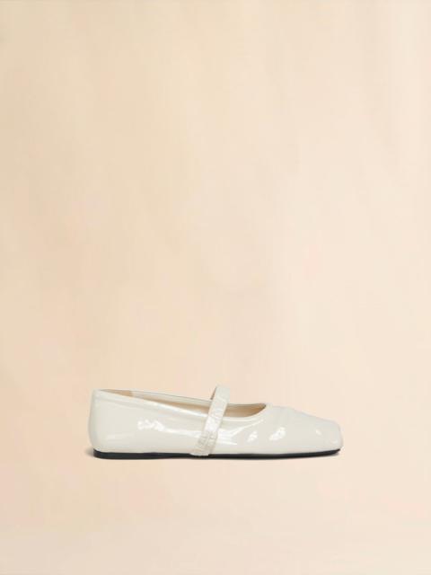 WHITE PATENT LEATHER MARY JANE