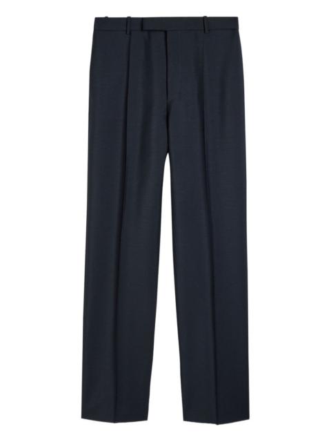 pleated trousers