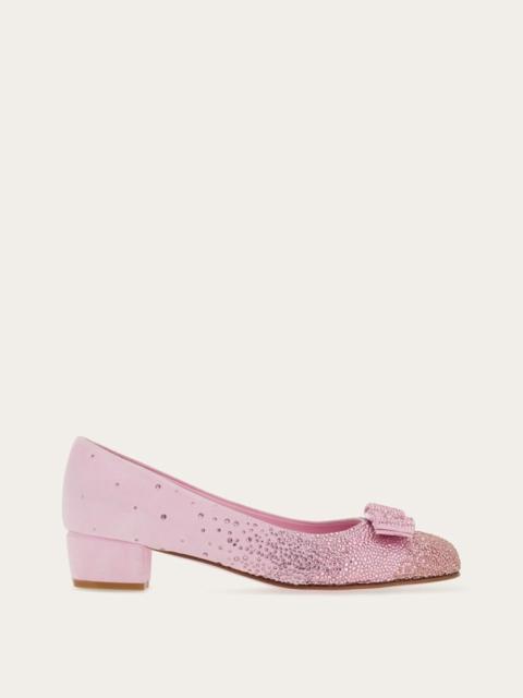 VARA BOW PUMP WITH DÉGRADÉ CRYSTALS