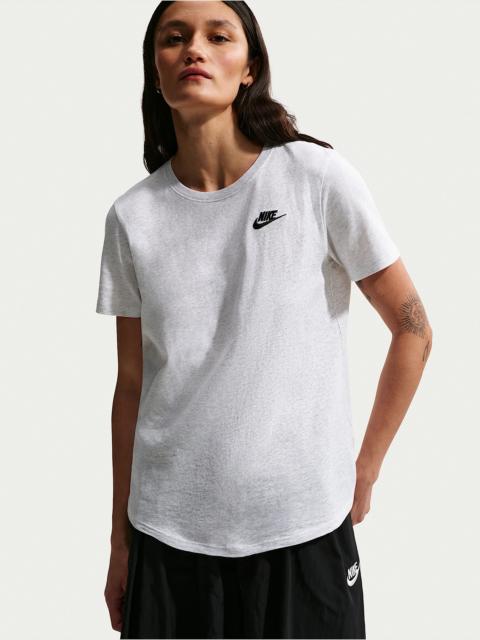 Nike Sportswear Club Essentials Women's T-Shirt