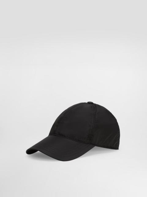 Baseball cap with logo