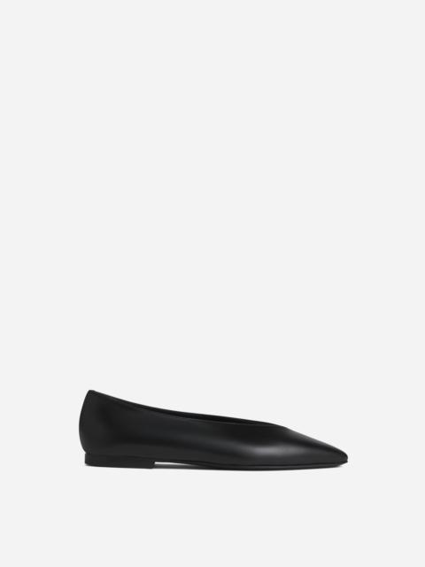 Pointed Ballerina Flat in Black