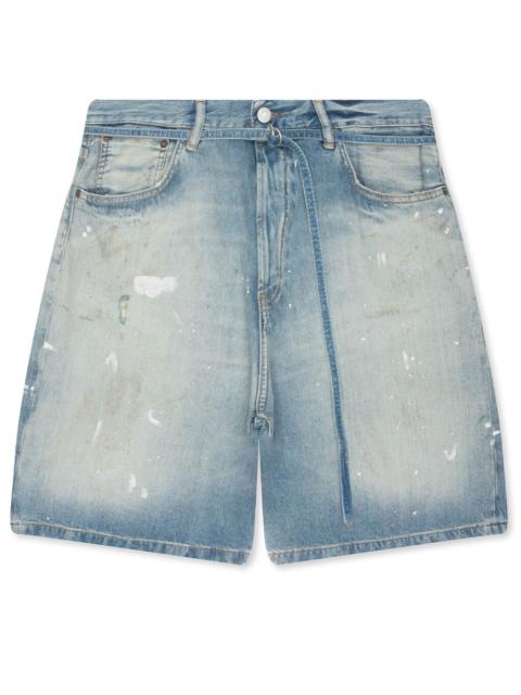 DENIM SHORTS - LIGHT BLUE