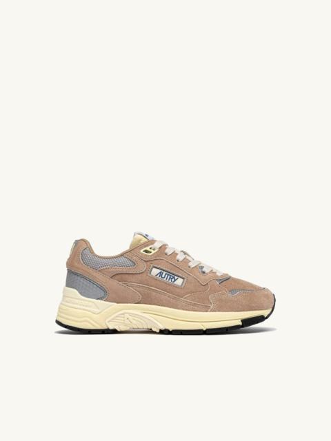 HYPERWAY SNEAKERS IN SOUTHERN MOONLIGHT AND SILVER MESH AND SUEDE