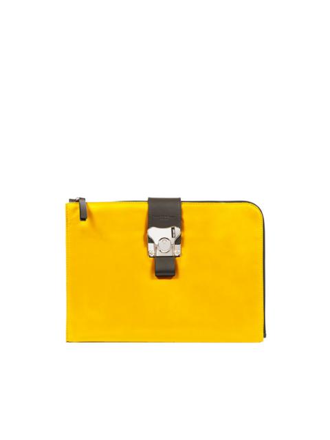 butterfly-lock laptop bag