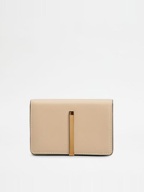 BUSINESS CARD HOLDER IN LEATHER - BEIGE