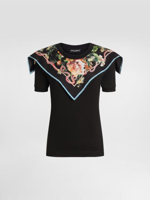 Short-sleeved t-shirt with foulard