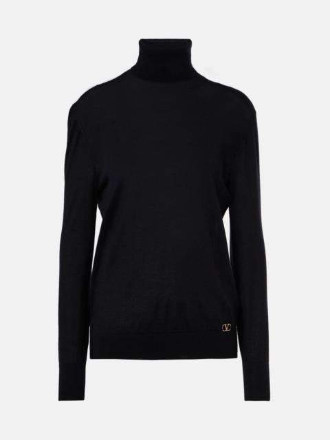 Cashmere and silk sweater