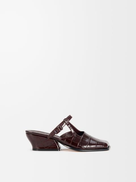 Onda mule in embossed calfskin