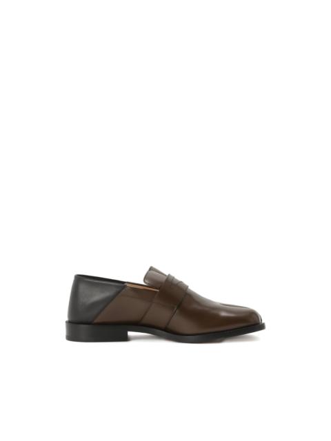 Tabi leather loafers