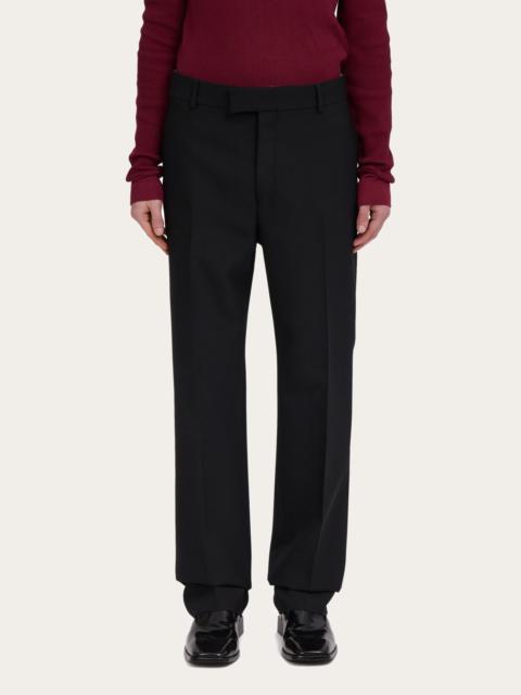 Flat front trouser