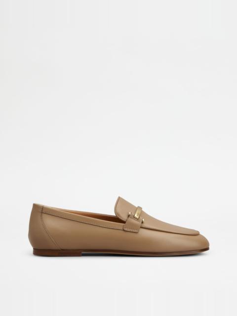 LOAFERS IN LEATHER - BEIGE