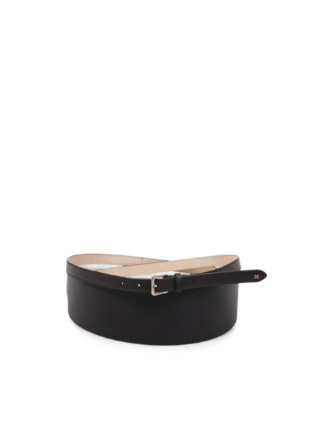 buckle-fastening leather belt