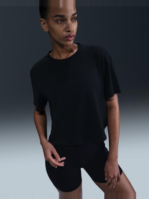 Nike One Relaxed Women's Dri-FIT Cropped Short-Sleeve Top