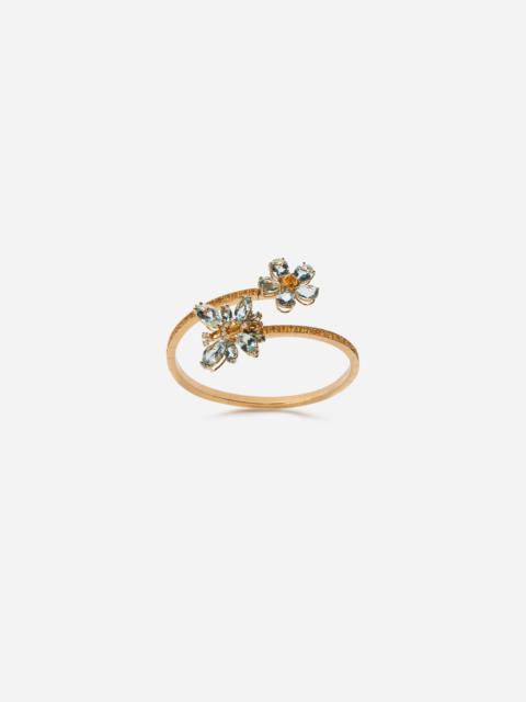 Spring yellow gold bracelet with butterfly-shaped settings and floral decoration