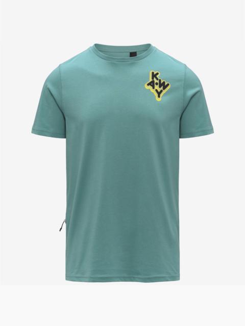 LEONIDE SCATTERED LETTERING