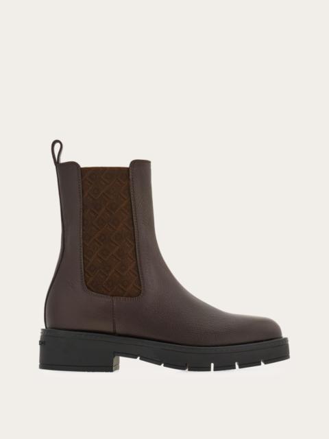 Chelsea boot