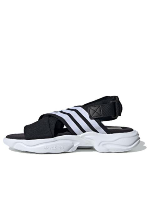 (WMNS) adidas Magmur 'Black White' EF5863