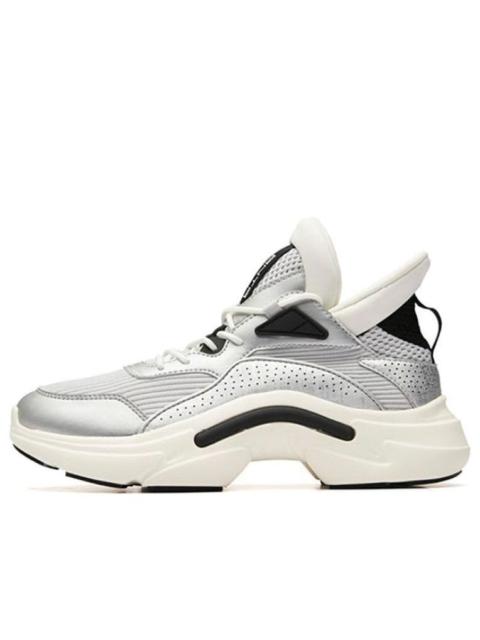 (WMNS) ANTA Life Series Sneakers 'Silver White Black' 12938830-2