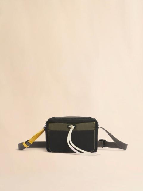 BLACK TECHNICAL FABRIC CAMERA BAG