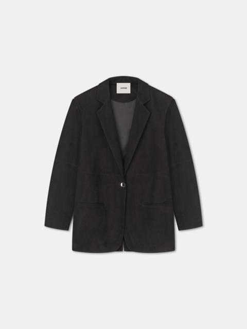MERCEDES
Classic suede blazer