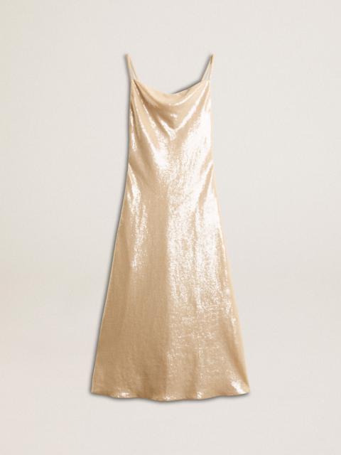 Sleep dress in parchment-colored sequins