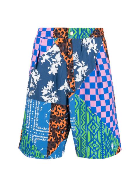 multi-panel knee-length shorts