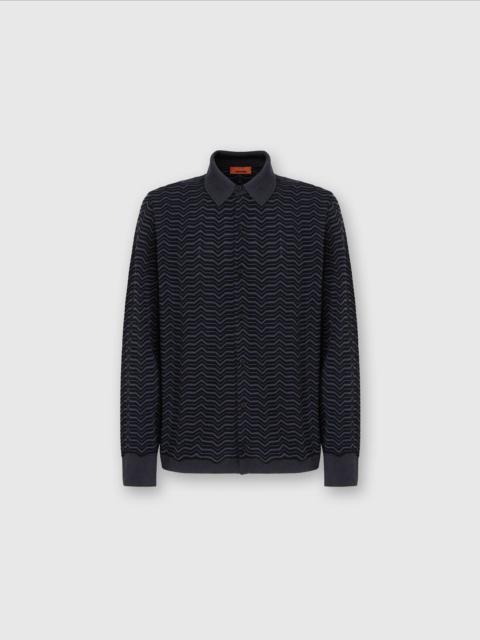 Wool and viscose knit shirt with waves