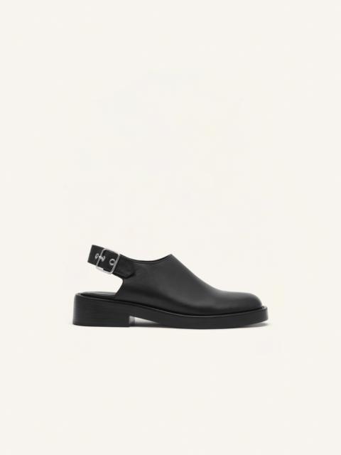 GOGO LEATHER CLOGS