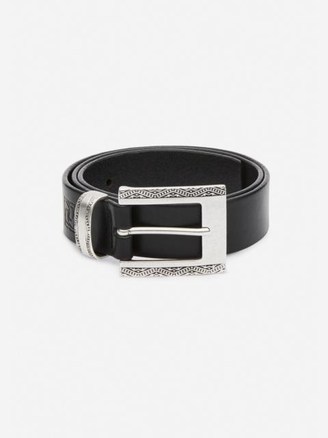 Engraved rectangular buckle belt in black and silver