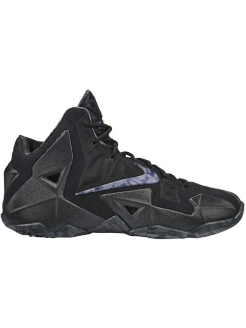 Nike LeBron 11 Blackout