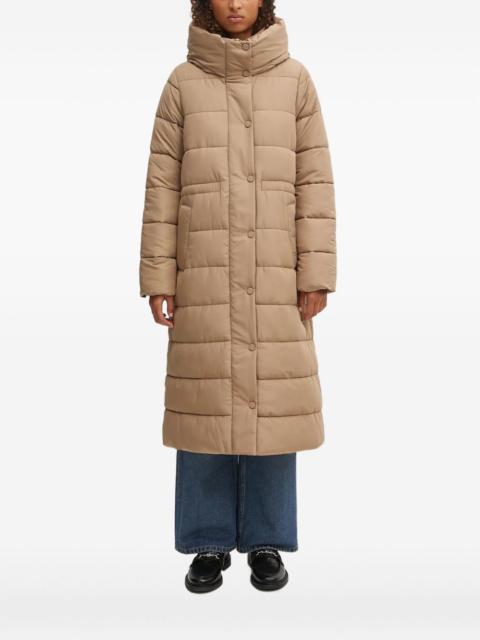 button-fastening padded coat