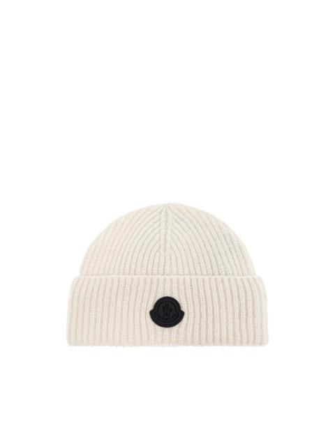 ribbed logo-patch beanie