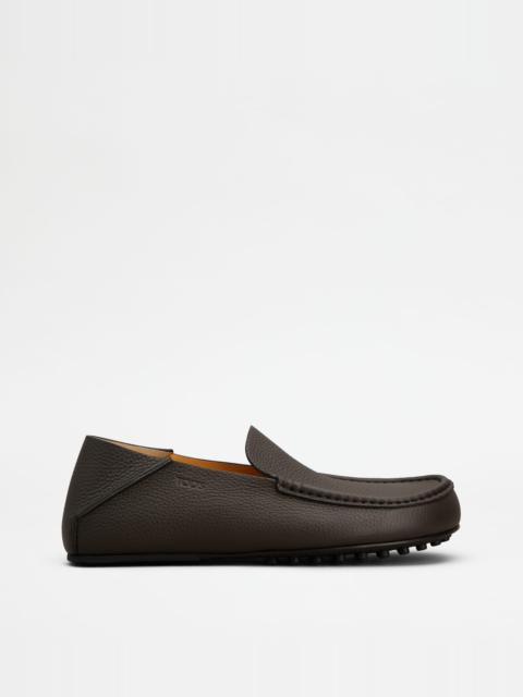 SLIPPER LOAFERS IN LEATHER - BROWN