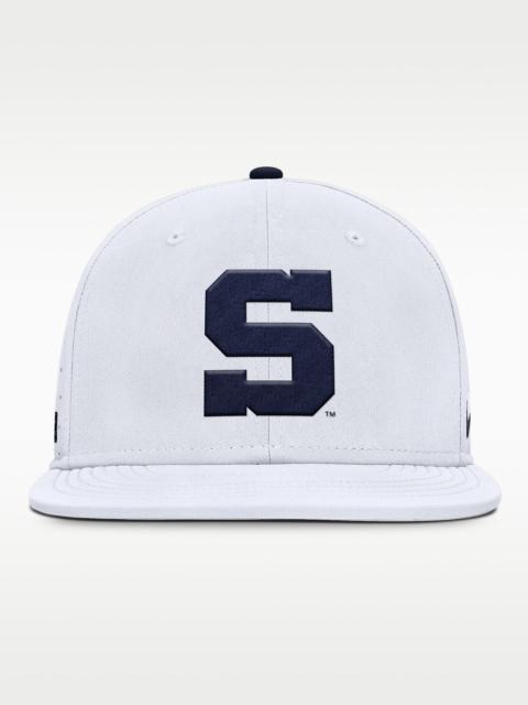 Penn State Nittany Lions Dugout True Men’s Nike Dri-FIT College Fitted Hat