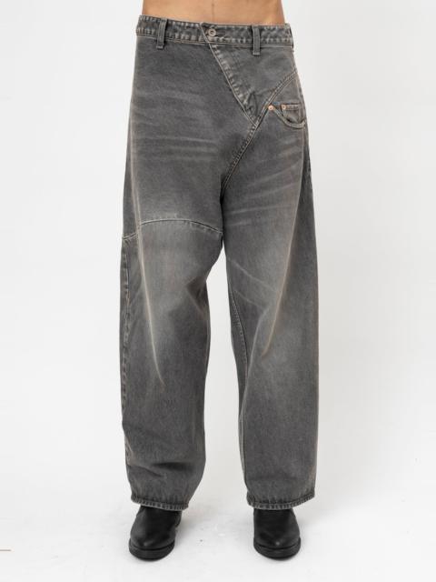 GREY DOUBLET DISTORTED CUTTING DENIM PANTS