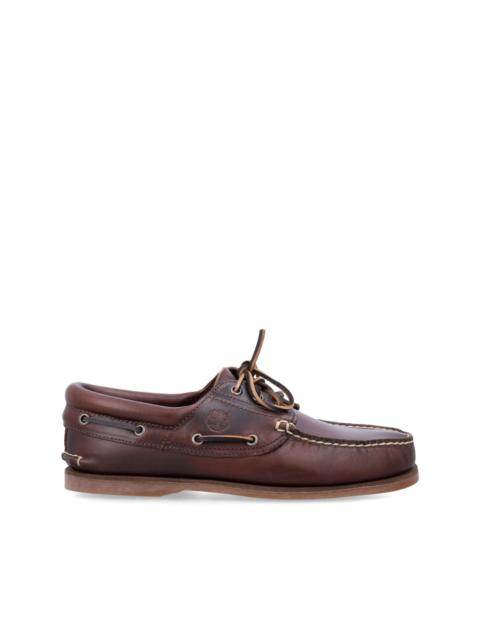 3-Eye boat shoes