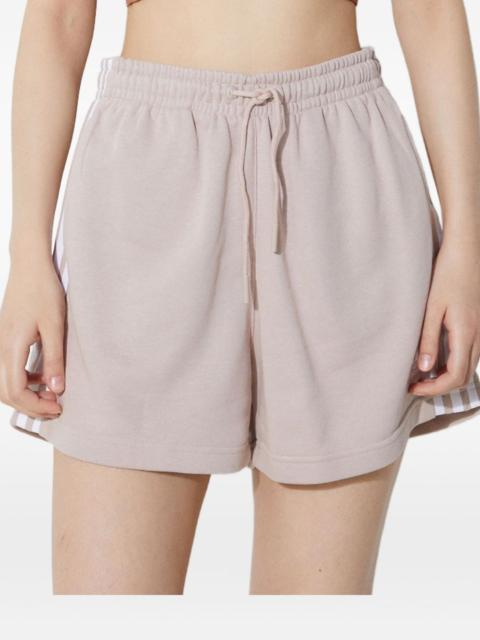 3-stripe shorts